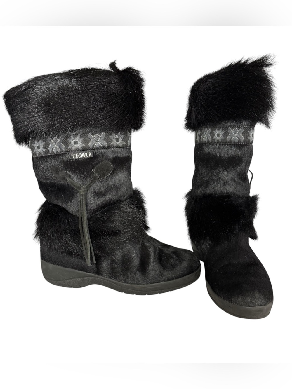 Tecnica Skandia Cowhide Boots Goat Fur Trim Snowbunny Activewear Midcalf Pull On